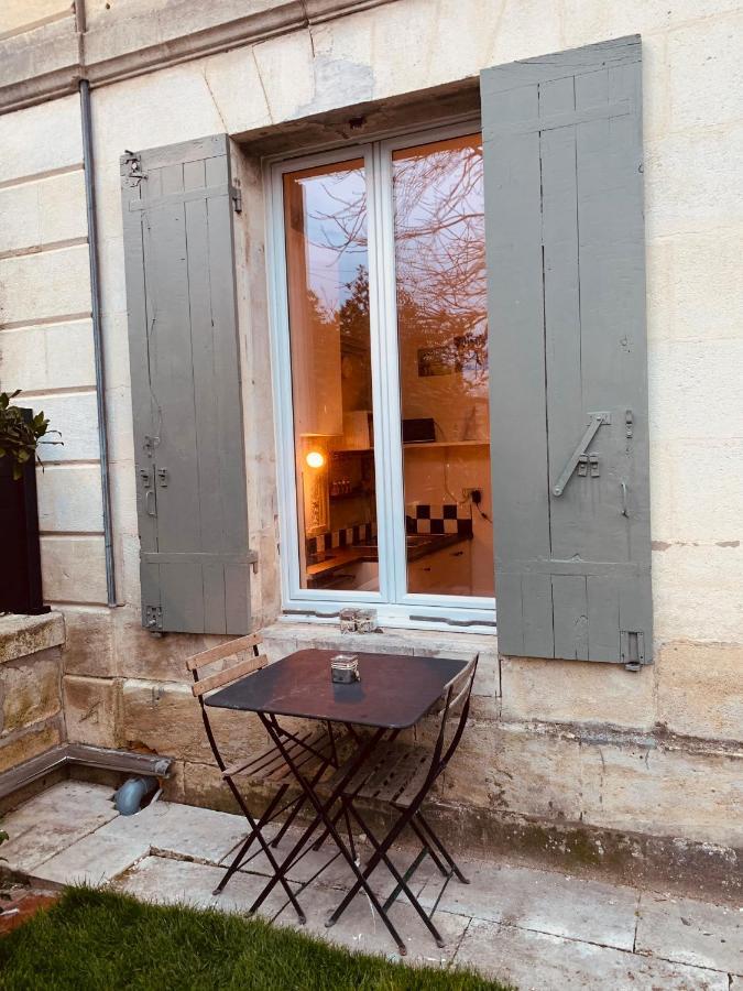 Villa Escapade Girondine Saint-Sulpice-et-Cameyrac Exterior foto